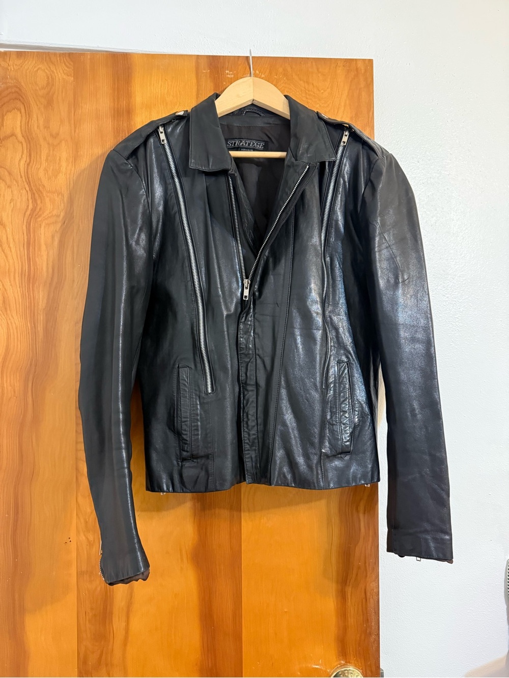 Men’s Black Leather Jacket